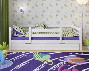 Детская кровать из массива березы Соня-5 (Белый/Лак) в Новом Уренгое - novyy-urengoy.ok-mebel.com | фото